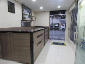 Hotel Ideal Flíper com Estacionamento Grátis para carro pequeno altura padrão 